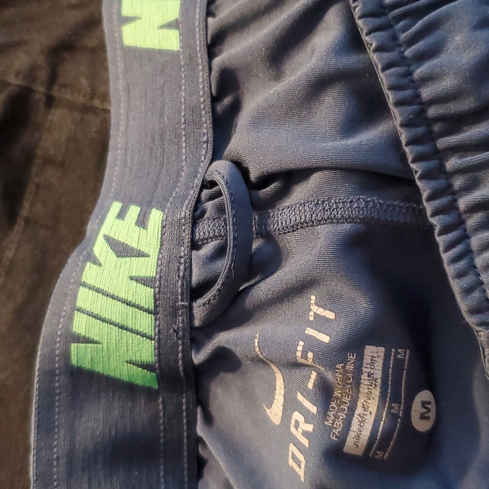 Nike shorts size M - Picture 6 of 7
